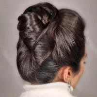 گریم و میکاپ تخصصی عروس و همراهی|خدمات آرایشگری و زیبایی|شیراز, کلاهدوز|دیوار