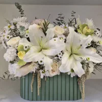 باکس گل  لیلیوم مناسب تولد،هدیه،نامزدی(گلاریس)