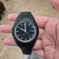 ساعت مچی زنانه دستبند سیلیکونی