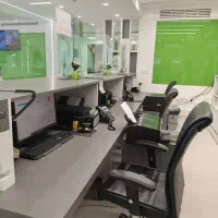 میز پذیرش همراه با شیشه سکوریت|پزشکی|اصفهان, نقش جهان|دیوار