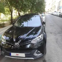 ام جی 2016، مشکی
