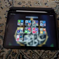 آیپد ایر ۵ به همراه قلم و دوعدد کیفIpad Air 5th