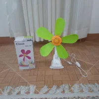 پنکه رومیزی پنج پره  نو ۶۰۰ تومان