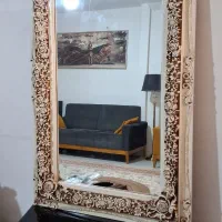 آینه و میز کنسول چوبی سالم و تمیز