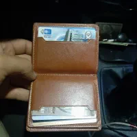 مقداری مدارک پیدا شده به نام امیر طه زاده