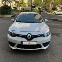 رنو فلوینس دنده ای ۲۰۱۷