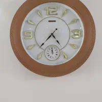 ساعت دیواری کاملا سالم و تقریبا نو