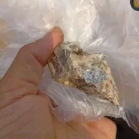دو نمونه سنگ مشکوک به سینابارا و راف و کلسدونی ابی|جواهرات|تهران, طرشت|دیوار