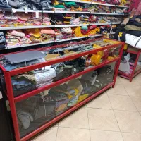 ویترین با شیشه های سالم|بوفه، ویترین، کنسول|نیشابور, امام|دیوار