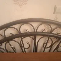تخت دونفره بدون چوب تهش فقط ۱ و ۲۰۰