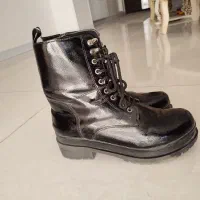 بوت مشکی سایز 40 با لژ بسیار سبک و نرم و راحت|کیف، کفش، کمربند|کرج, شهرک طالقانی|دیوار