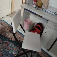 میز تحریر و کمد