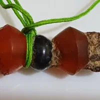 یه بند مهره یمنی