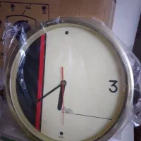 ساعت دیواری