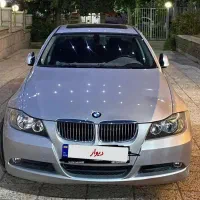 بی ام و ۳۲۰ ای