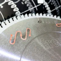 تیغ فروید / اصل ایتالیا / دورکن / لبه چسبان|ابزارآلات|چهاردانگه (تهران), |دیوار