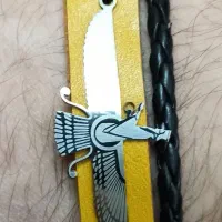 دستبند چرم|بدلیجات|قم, چهل درخت|دیوار