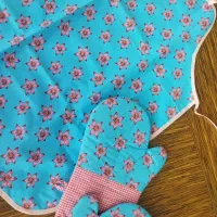 پیشبند و دستکش فر