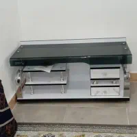 سلام  یک عدد میز زیر تلویزیون نو