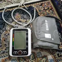 دستگاه فشارسنج خون