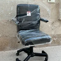 صندلی جکدار پیچی دست دوم در حد نو