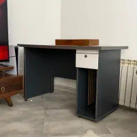 میز و صندلی گردان