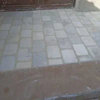 اجرای کاشی سرامیک موزاییک چسبی ودوغابی