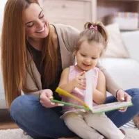 پرستار ی از کودک با ماهیانه دریافتی ۲۵تومن
