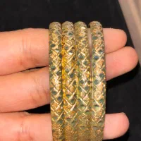 چند عدد النگو رنگ ثابت