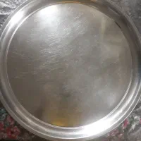 سینی خیلی قدیمی آهنربا نمیگیره(وزن داره)