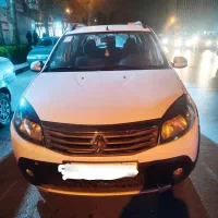 اتومبیل ساندرواتومات استپ وی