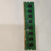 رم کامپیوترDDR3 یک عدد۴گیگ یک عدد۲گیگ|قطعات و لوازم جانبی رایانه|ری, |دیوار