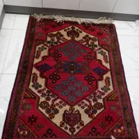 فرش دست بافت .
