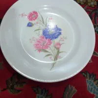 بشقاب.قاشق . چنگال