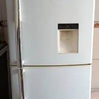 یخچال ،دوعددزیرتلویزیون،دوعددپرده ، دوازده عددپشتی