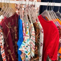 حراج شومیز و تونیک به علت جابجایی|حراج|زنجان, |دیوار