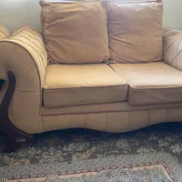 مبل ۷نفره با گل میز ومیز رایگان بدون تو رفتگی زدگی|مبلمان خانگی و میز عسلی|شیراز, فرهنگیان|دیوار