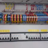 برقکار ساختمان و آرایشگری ویژه سالمندان سیار