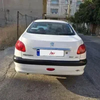 پژو 206صندوقدارv8|خودرو سواری و وانت|شیراز, شهرک فرزانگان|دیوار