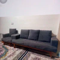 مبل راحتی همراه جلومبلی