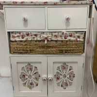 میز‌اتو و چرخ خیاطی