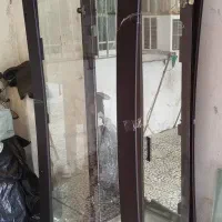 بوفه (ویترین) درب از بغل، پشت آینه ای درحد نو
