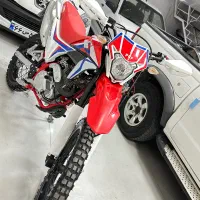 تریل 250مدل1404 تحویل برج 12