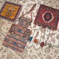صنایع دستی فرش ، کیف ، نمکدان دستبافت۶۰ساله