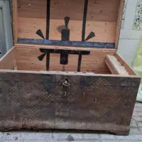 صندوقچه قدیمی و زیبا