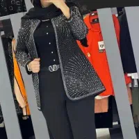 مانتو شیک مجلسی بسیار راحت وجذاب
