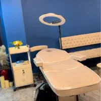 تجهیزات کامل سالن زیبایی قابل فروش یکجا تخت/میز..|آرایشگاه و سالن‌های زیبایی|رشت, دیلمان|دیوار