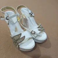 ۴ جفت کفش در حد نو هر ۴ جفت سایز ۳۷|کیف، کفش، کمربند|شاهین دژ, |دیوار