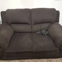 مبل راحتی ۷ نفره به اضافه یک عدد میز عسلی