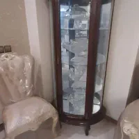 ویترین ۴ طبقه